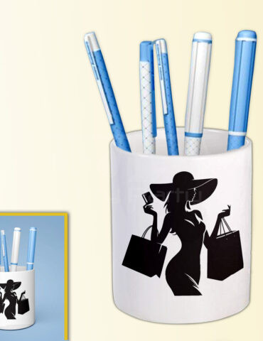 Shopaholic-Theme-Pen-Holder
